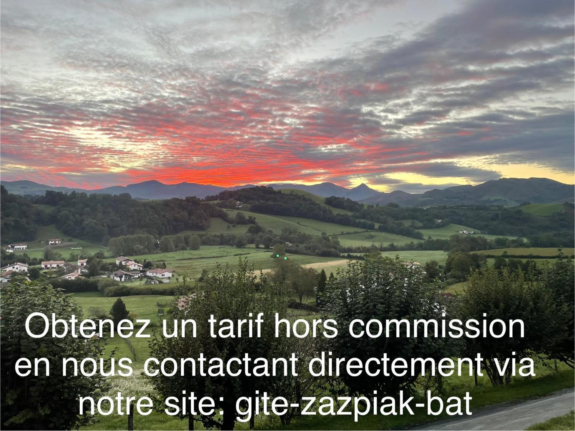 Chambres Zazpiak Saint-Jean-Pied-de-Port Bagian luar foto